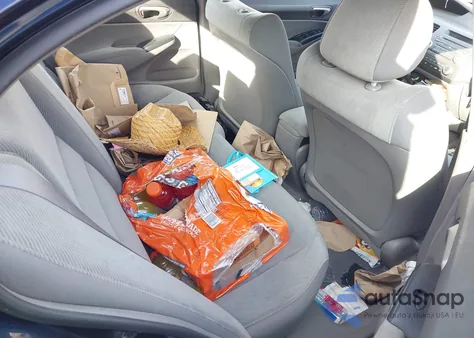 2010 Honda Civic Lx z USA, uszkodzony, nr VIN 2HGFA1F57AH582841